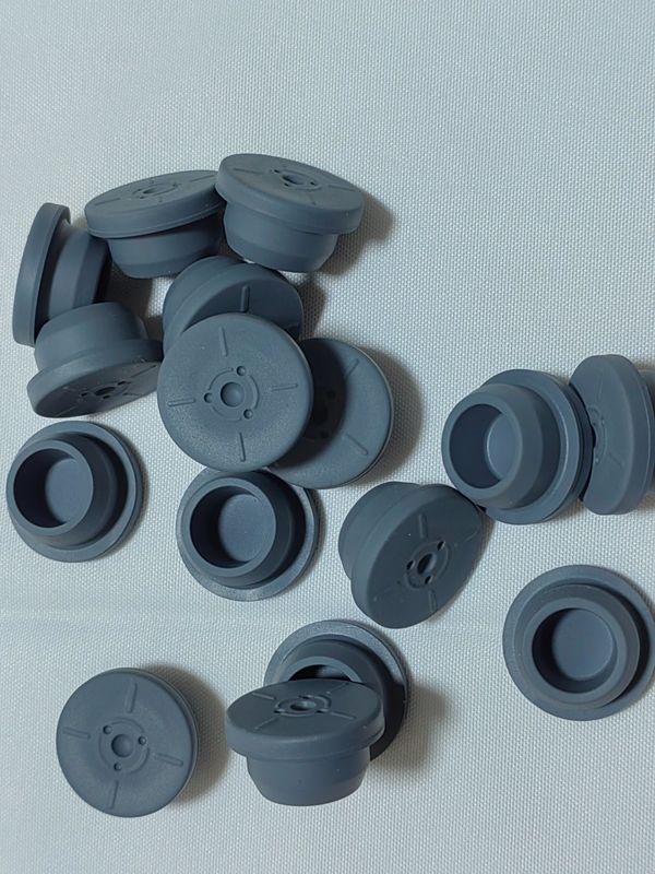 13mm 20mm 28mm 32mm สารแพทย์ Package ถุงยางบูไทลสติริลการแพทย์ที่ระบายน้ําไม่ระบายน้ํา ปิดยางบูไทลสําหรับกระจก