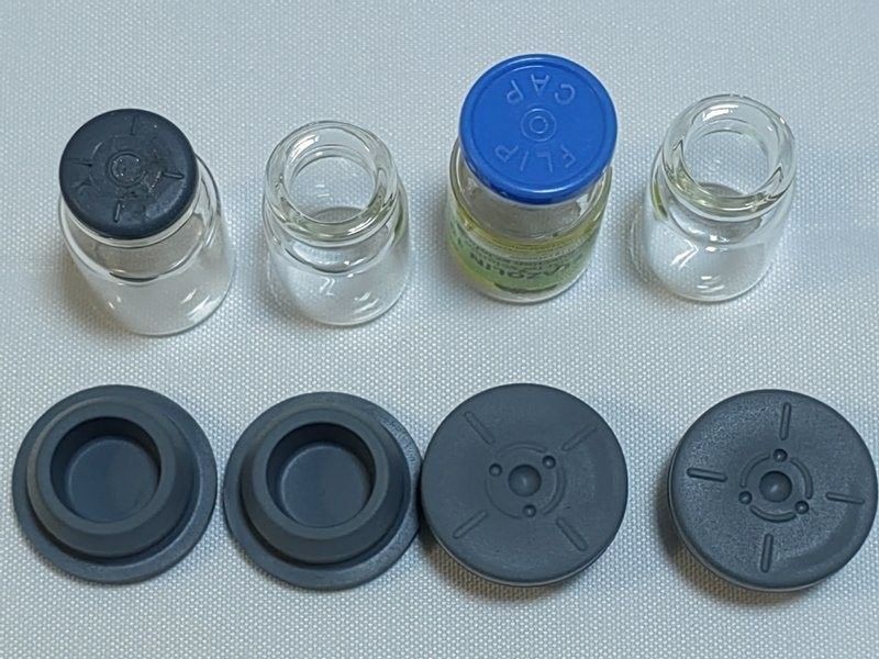 กล่องฉีดกระจกแห้งกระจกขนาดใหญ่ กระจกฉีดใช้ Bromobutyl Butyl Chlorobutyl Rubber Stopper