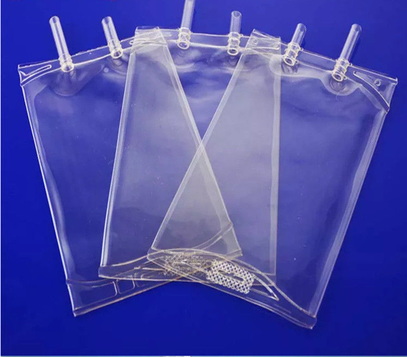กระเป๋าสะพายน้ํา PVC ขาดสําหรับการแพทย์ กระเป๋าสะพายน้ําปริมาณ 100ml 250 Cc 500cc กระเป๋าสะพายน้ํา PVC 2 ประตู IV