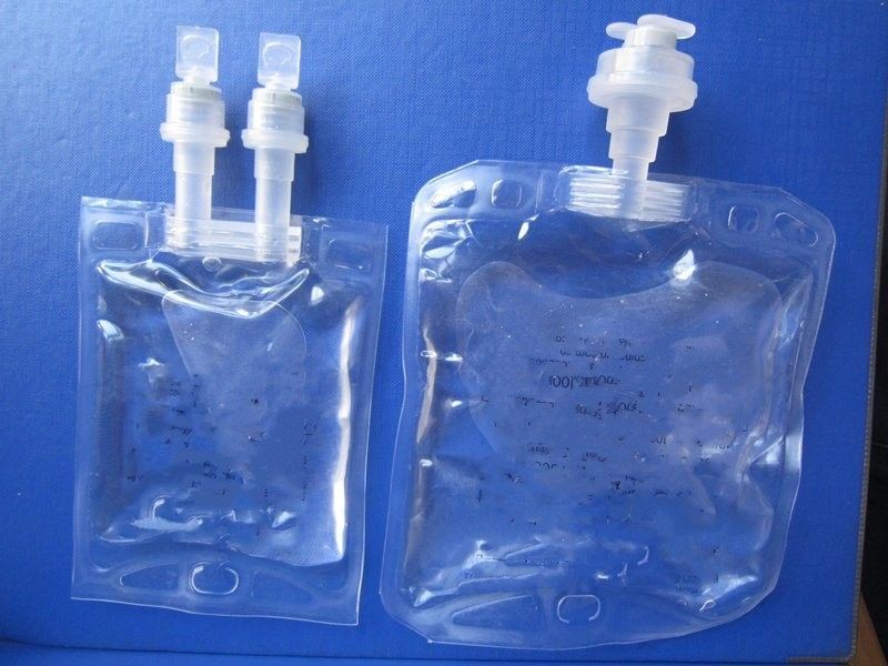 500 ml 1000 ml ซาเดียม คลอริด ซาลีนธรรมดา ถุงฉีดในหลอดเลือดดํา Single Port ไม่ PVC IV ถุงน้ําเหลว