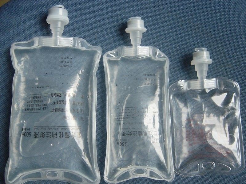 500 ml 1000 ml ซาเดียม คลอริด ซาลีนธรรมดา ถุงฉีดในหลอดเลือดดํา Single Port ไม่ PVC IV ถุงน้ําเหลว