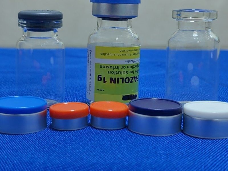 5 ml 10 ml กระป๋องแก้วขนาดเล็กใส แมเบอร์แพทย์ กระป๋องแก้วเฉลี่ย Borosilicate กระป๋องแก้วสําหรับ Vaccacine
